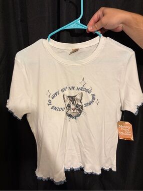 White Cat Graphic Cropped Babydoll Tee